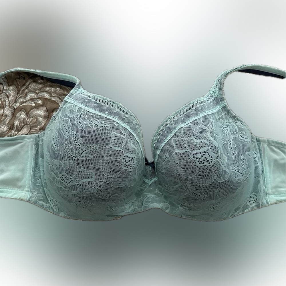 Cacique Modern Lace Lightly Lined Underwire Balconette Mint Shade 44D